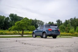 
										2006 Toyota Sequoia Limited full									
