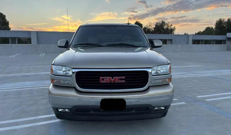 
								2005 GMC Yukon XL SLT full									