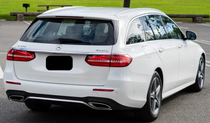 
								2019 Mercedes-Benz E450 4MATIC Wagon full									