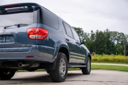 
										2006 Toyota Sequoia Limited full									