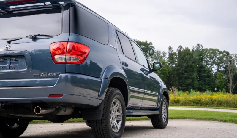 
								2006 Toyota Sequoia Limited full									