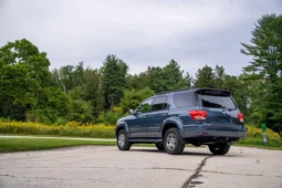 
										2006 Toyota Sequoia Limited full									
