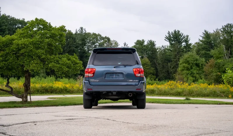 
								2006 Toyota Sequoia Limited full									