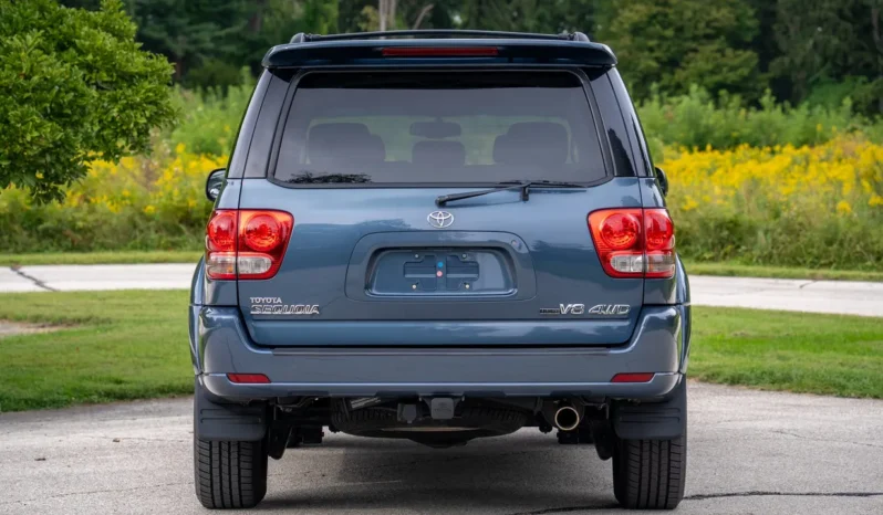 
								2006 Toyota Sequoia Limited full									