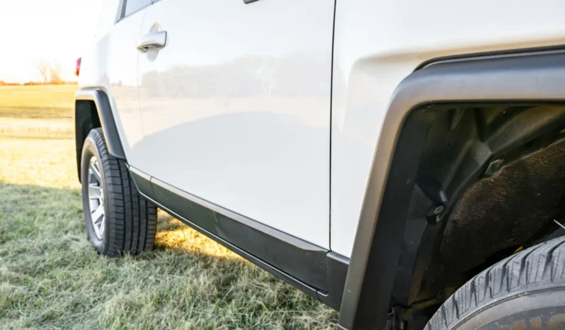 
								2014 Toyota FJ Cruiser full									
