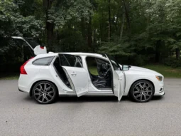 
										2018 Volvo V60 T6 Polestar full									