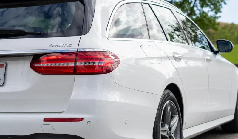 
								2019 Mercedes-Benz E450 4MATIC Wagon full									