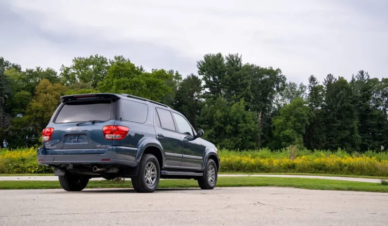 
								2006 Toyota Sequoia Limited full									