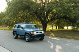 
										2014 Toyota FJ Cruiser Trail Teams Ultimate Edition full									