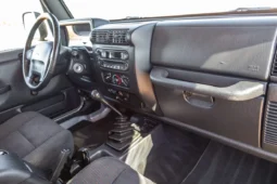 
										2004 Jeep Wrangler Rubicon 4.0 5-Speed full									