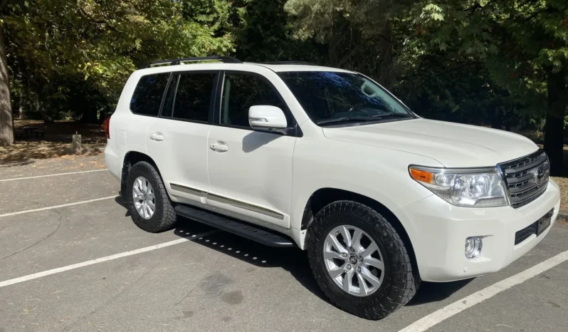 
								2014 Toyota Land Cruiser URJ200 full									