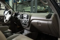 
										2006 Toyota Sequoia Limited full									