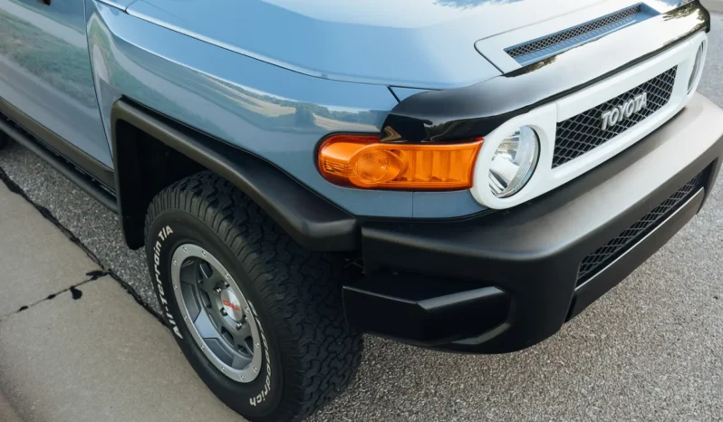
								2014 Toyota FJ Cruiser Trail Teams Ultimate Edition full									