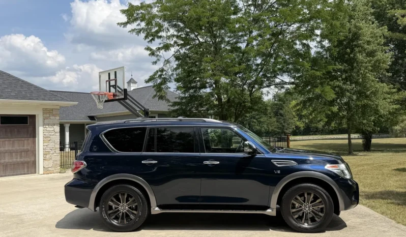 
								2017 Nissan Armada Platinum full									