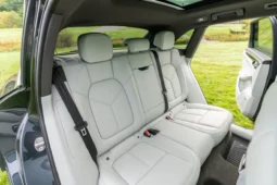 
										2018 Porsche Macan S full									