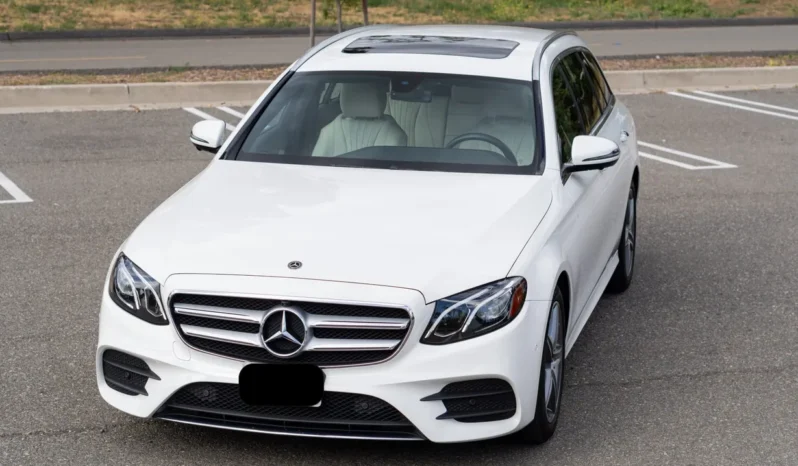 
								2019 Mercedes-Benz E450 4MATIC Wagon full									