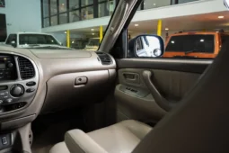 
										2006 Toyota Sequoia Limited full									