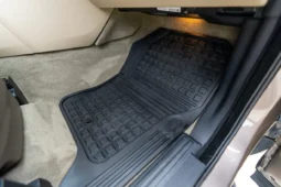 
										2015 Land Rover LR4 HSE Luxury full									