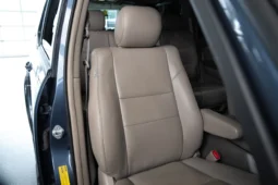 
										2006 Toyota Sequoia Limited full									