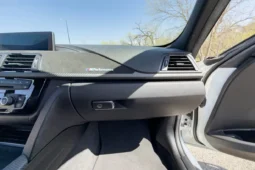 
										2018 BMW 330i xDrive Sports Wagon M Sport full									