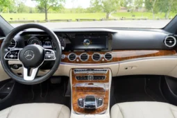 
										2019 Mercedes-Benz E450 4MATIC Wagon full									