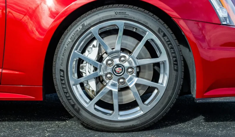 
								2012 Cadillac CTS-V Wagon Supercharged full									