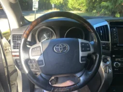 
										2014 Toyota Land Cruiser URJ200 full									