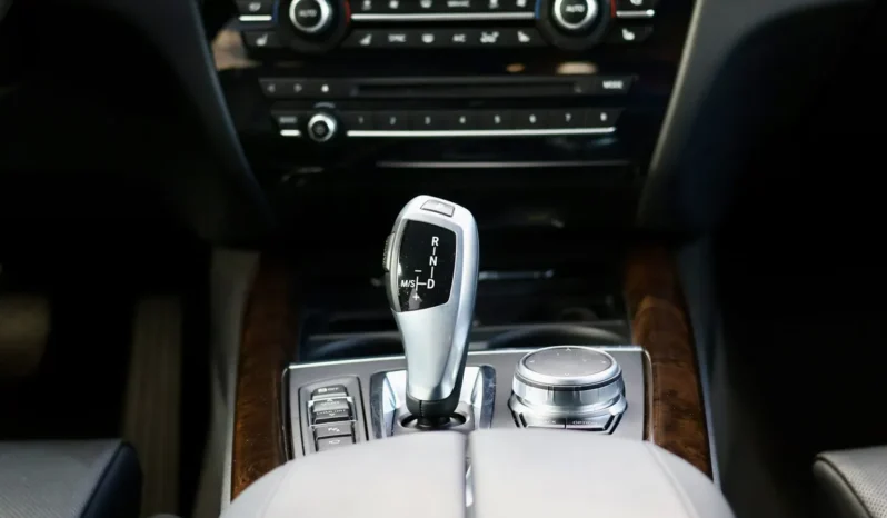 
								2017 BMW X5 xDrive40e F15 Plug-In Hybrid full									