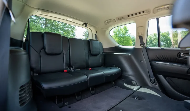 
								2017 Nissan Armada Platinum full									
