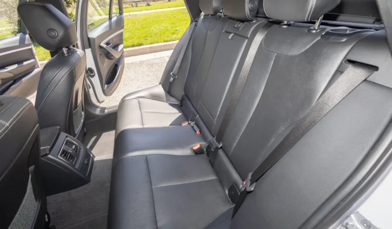 
								2018 BMW 330i xDrive Sports Wagon M Sport full									