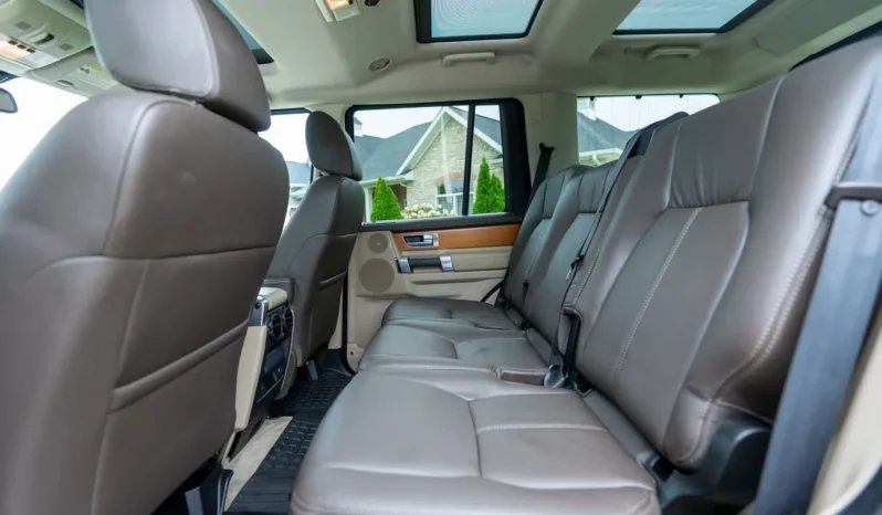 
								2015 Land Rover LR4 HSE Luxury full									
