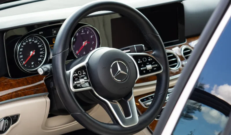 
								2019 Mercedes-Benz E450 4MATIC Wagon full									
