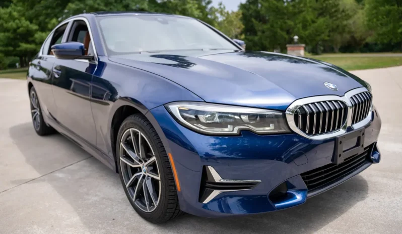 
								2019 BMW 330i xDrive Sedan full									
