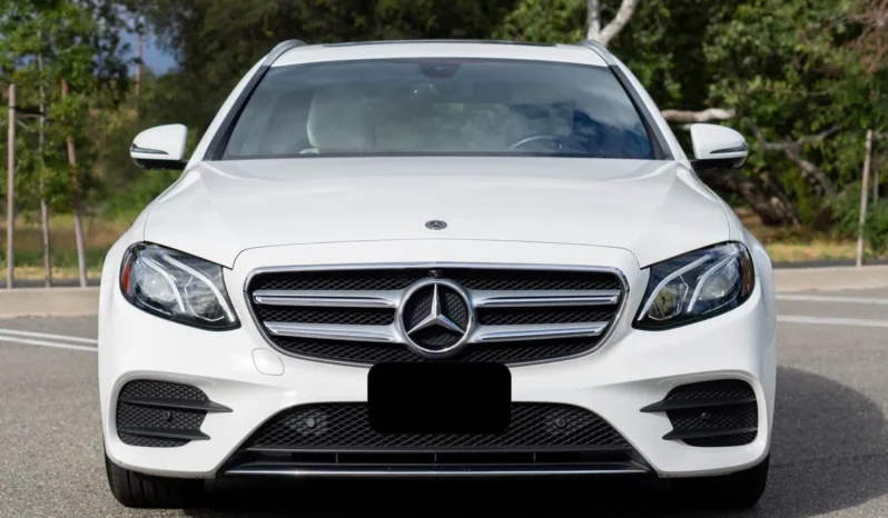 
								2019 Mercedes-Benz E450 4MATIC Wagon full									