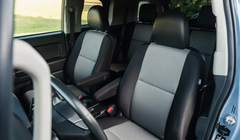 
								2014 Toyota FJ Cruiser Trail Teams Ultimate Edition full									