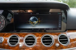 
										2019 Mercedes-Benz E450 4MATIC Wagon full									