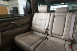 
										2006 Toyota Sequoia Limited full									