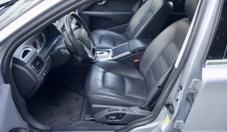 
								2012 Volvo XC70 3.2 full									
