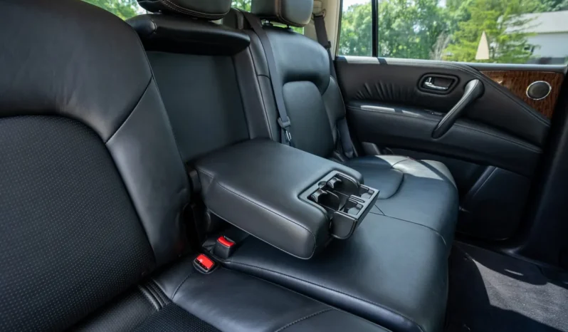 
								2017 Nissan Armada Platinum full									