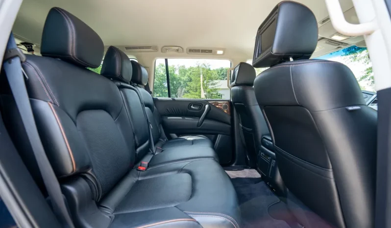 
								2017 Nissan Armada Platinum full									