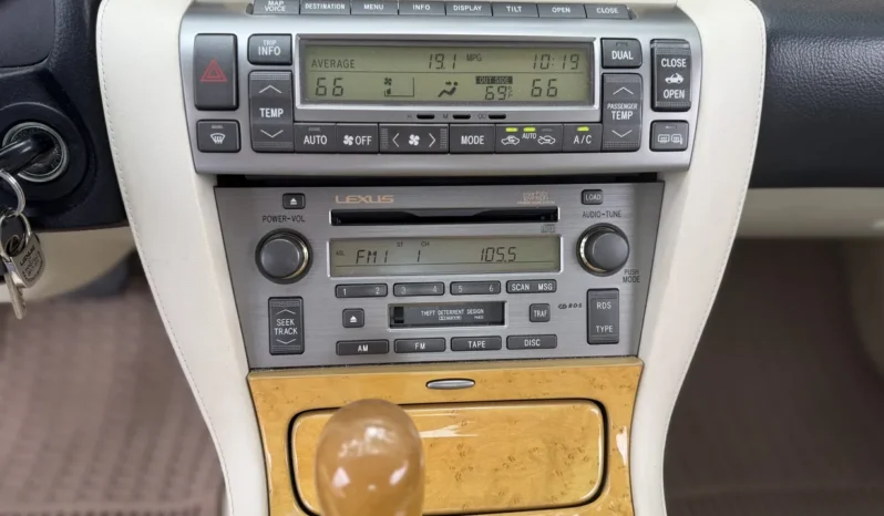 
								2004 Lexus SC430 full									
