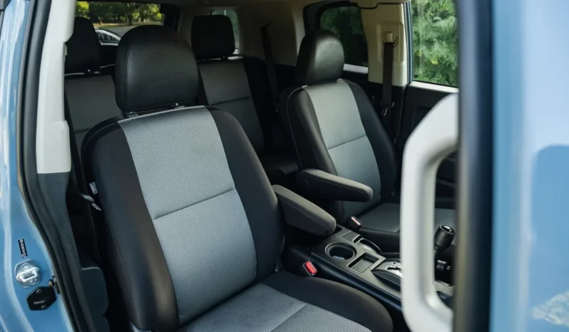 
								2014 Toyota FJ Cruiser Trail Teams Ultimate Edition full									