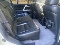 
										2014 Toyota Land Cruiser URJ200 full									