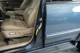 
										2006 Toyota Sequoia Limited full									