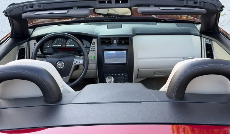 
								2006 Cadillac XLR-V Supercharged full									