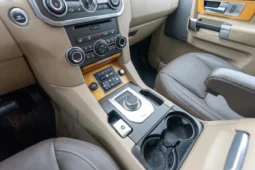 
										2015 Land Rover LR4 HSE Luxury full									