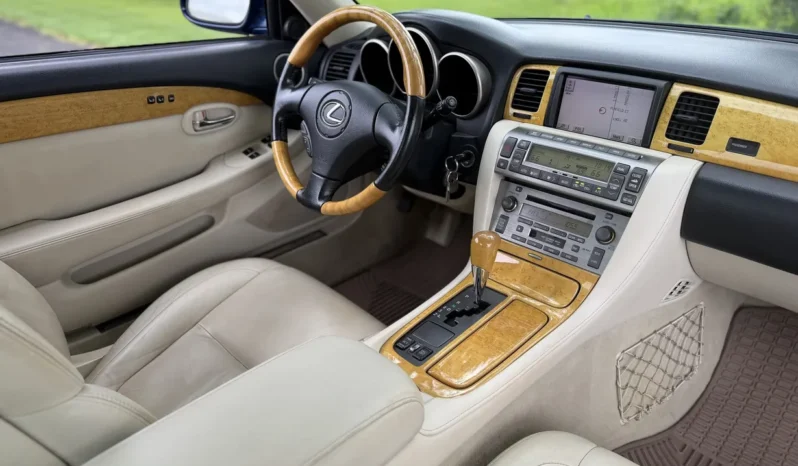 
								2004 Lexus SC430 full									