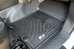 
										2014 Toyota FJ Cruiser full									