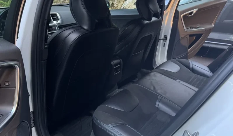 
								2018 Volvo V60 T6 Polestar full									