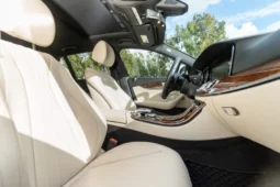 
										2019 Mercedes-Benz E450 4MATIC Wagon full									